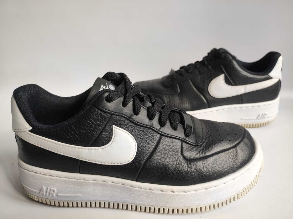 -  Nike Air Force 1 - Sneakersy na platformie r. 39