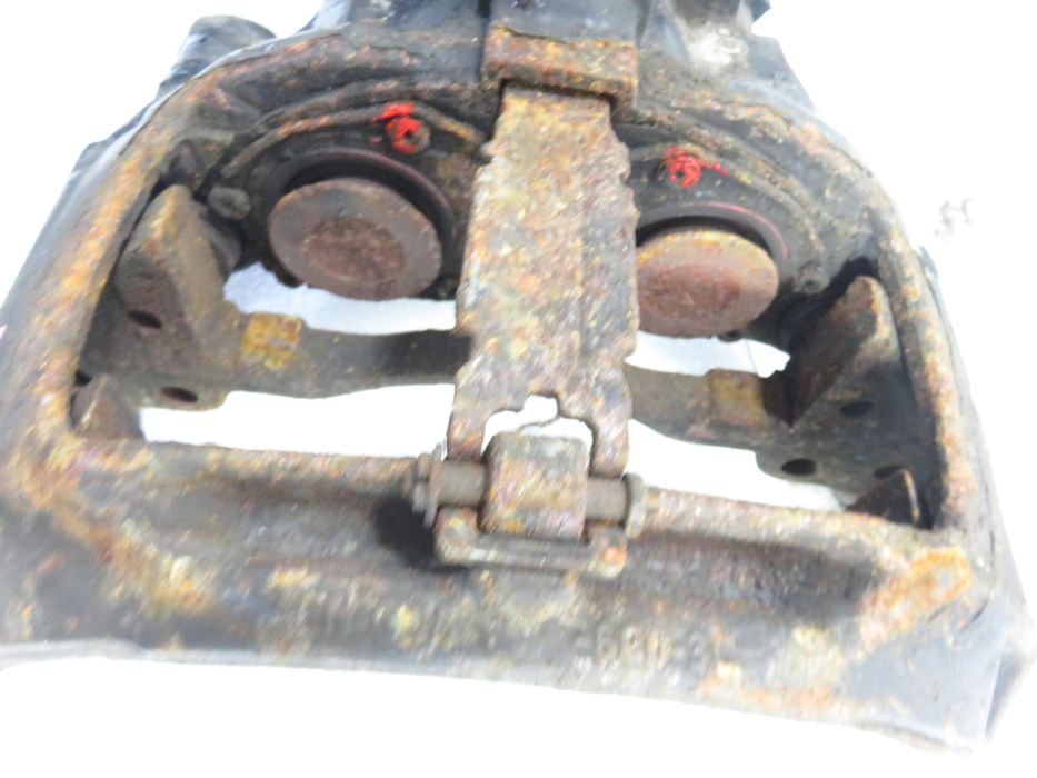 Zacisk Lewy Tył Scania R I R450 R6 - Dc 13.147 Euro6