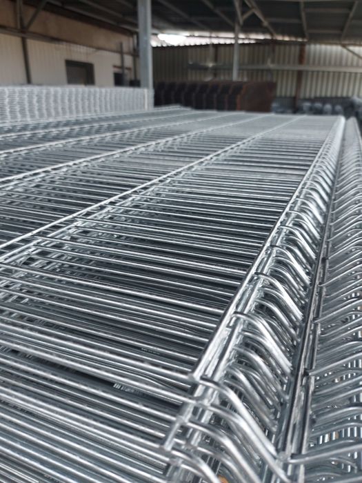 Drut kolczasty - 100mb słupki panele siatka