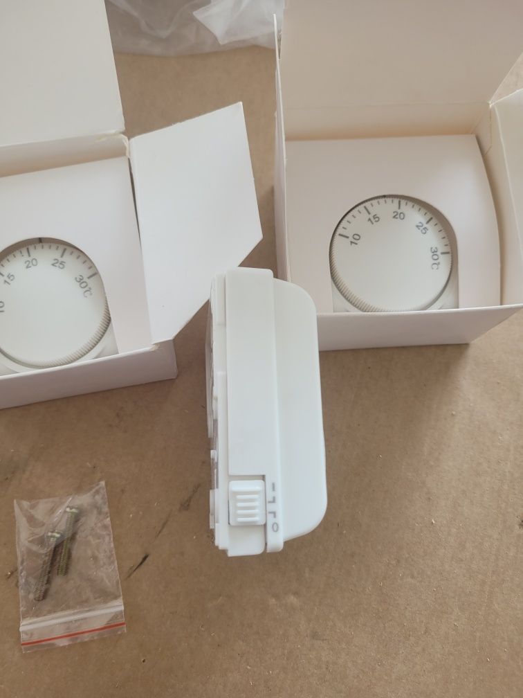 Termostat pokojowy