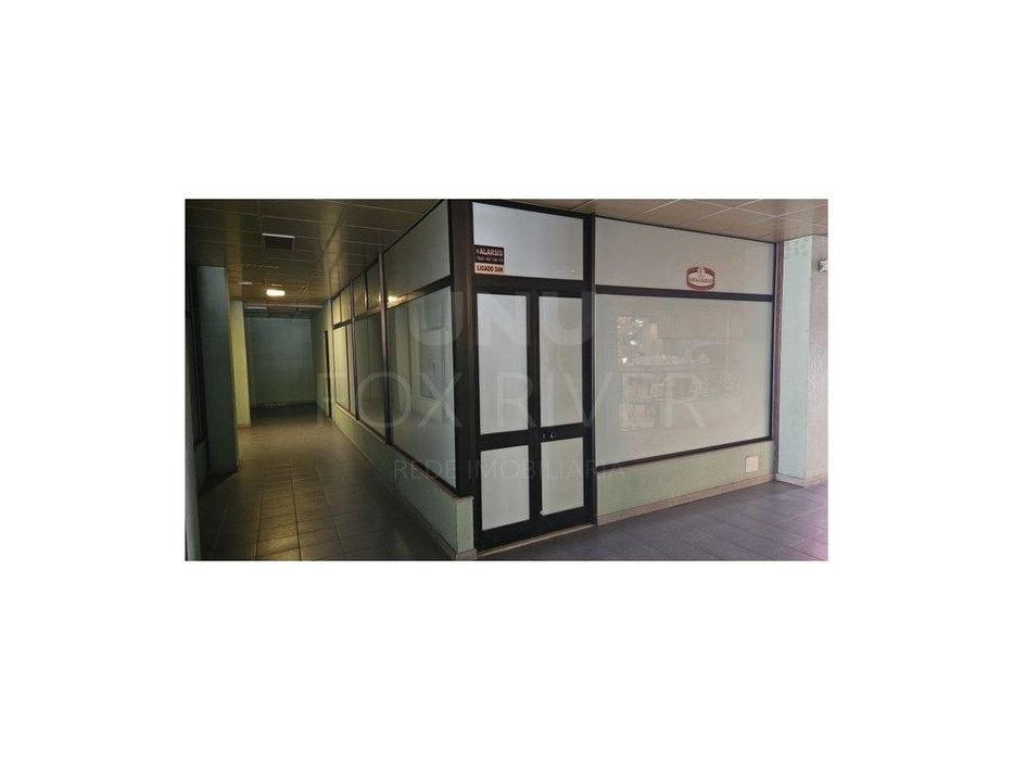 Espaço Comercial à Venda no Centro de Valença