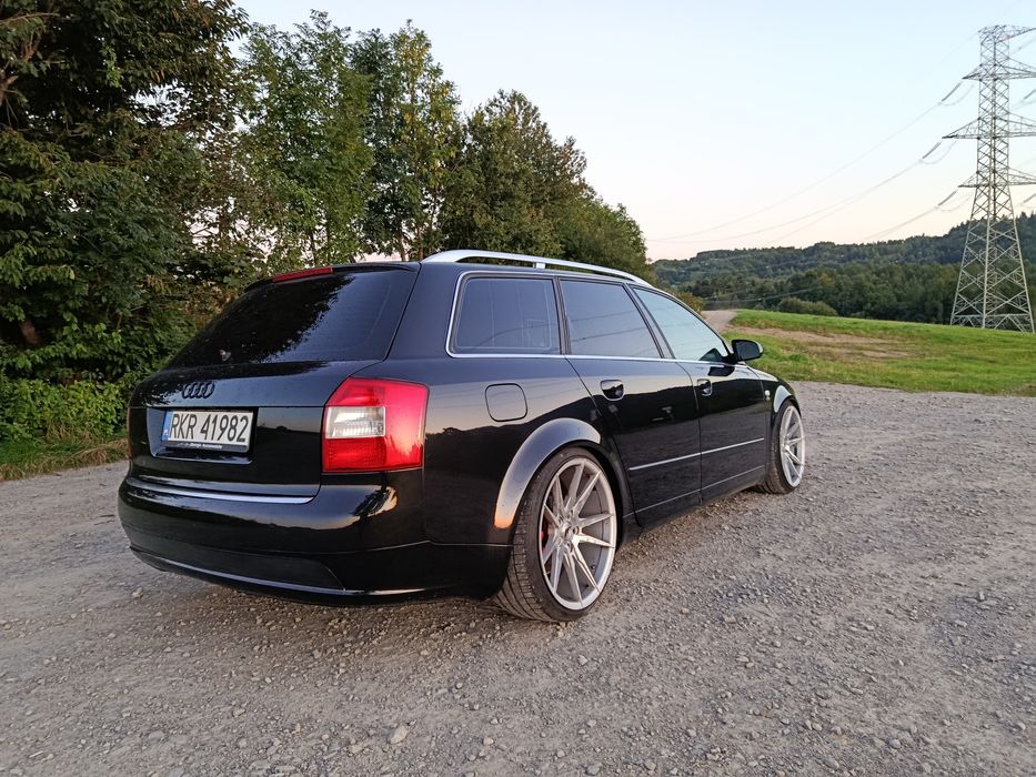 Audi A4B6 2002r. 1.9tdi AWX AVANT (cena bez felg)