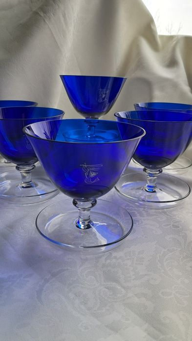 Piękne kobaltowe puchary deserowe Vintage