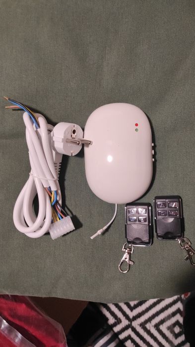 Brama garażowa ROLOWANA z napędem ocieplana na otwór 300*300   od ręki