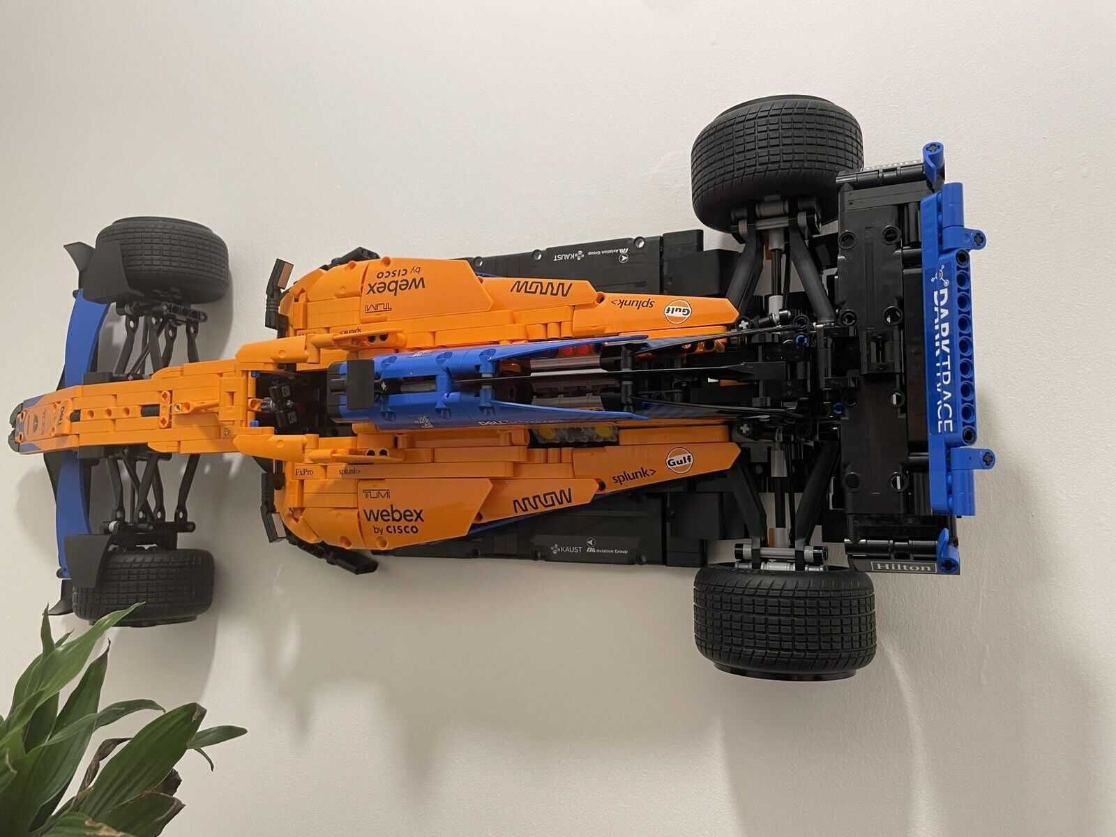 Suporte Horizontal para LEGO McLaren F1 Formula 1 Race Car 42141