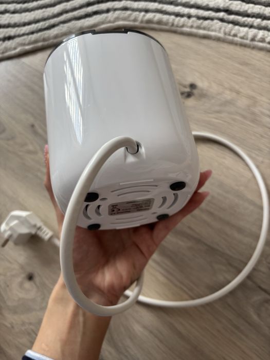 Podgrzewacz do butelek i słoiczków Lionelo 5w1