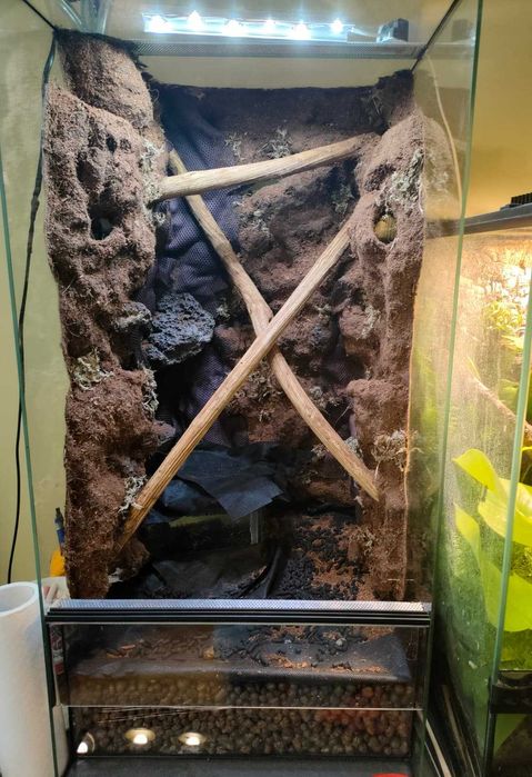 Terrarium 40x40x80 z ciekiem wodnym