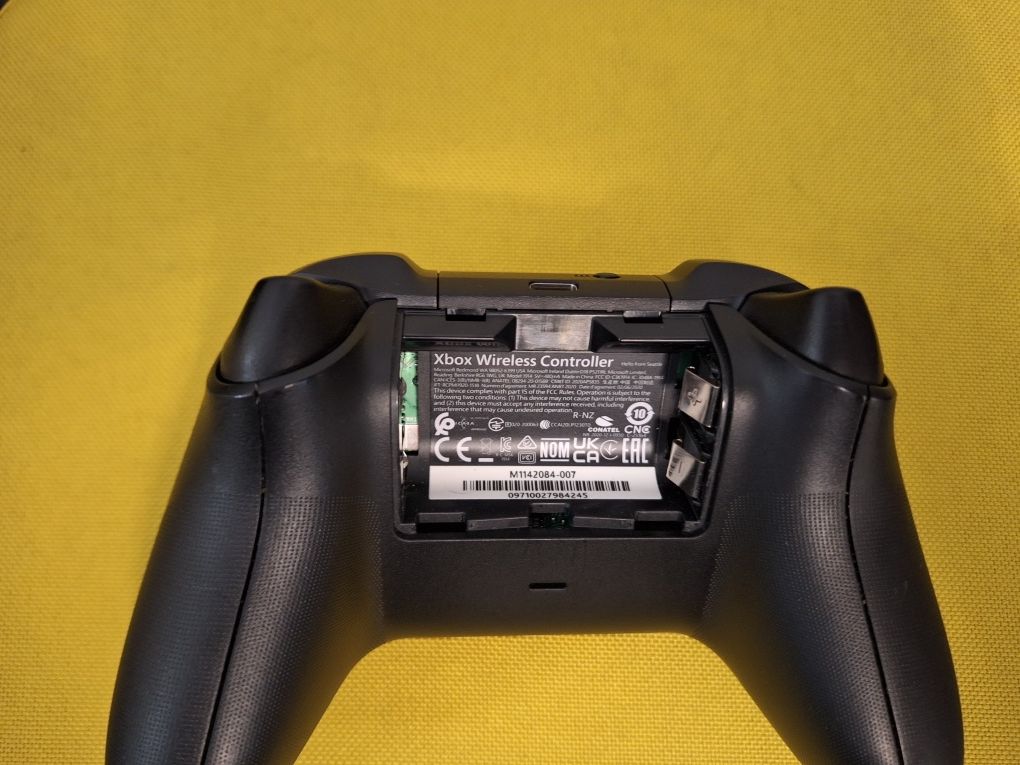 Pad Xbox One S Czarny