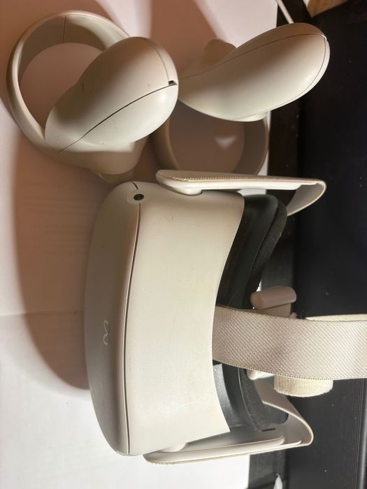 Meta Oculus Quest 2 - Óculos VR 128GB