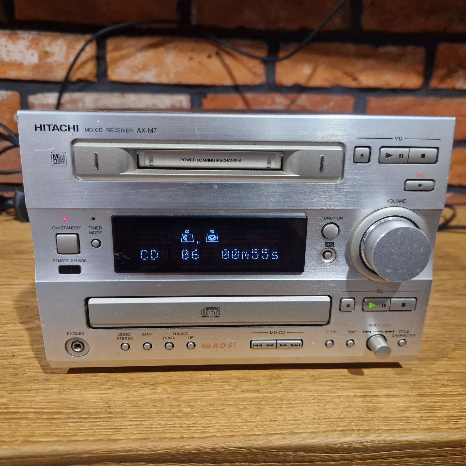 Wieża hitachi ax-m7 MD