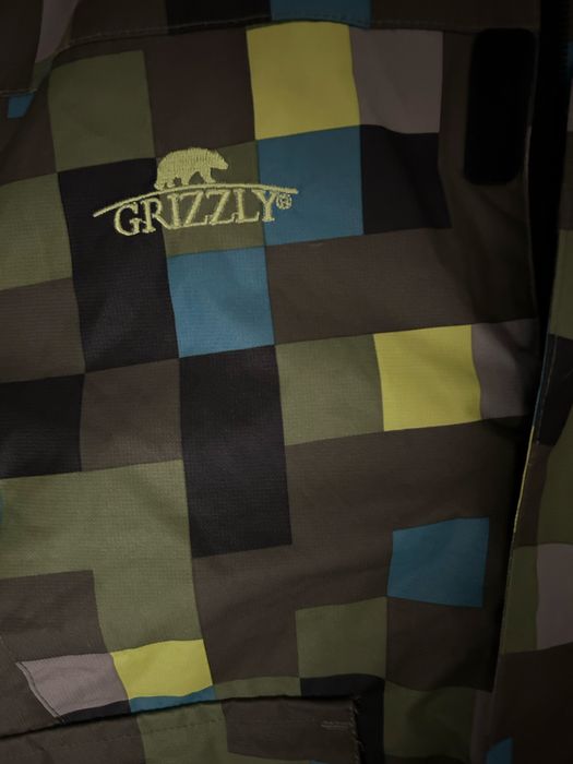 Ciepła kurtka zimowa GRIZZLY dla chłopca 98/104 – super stan!