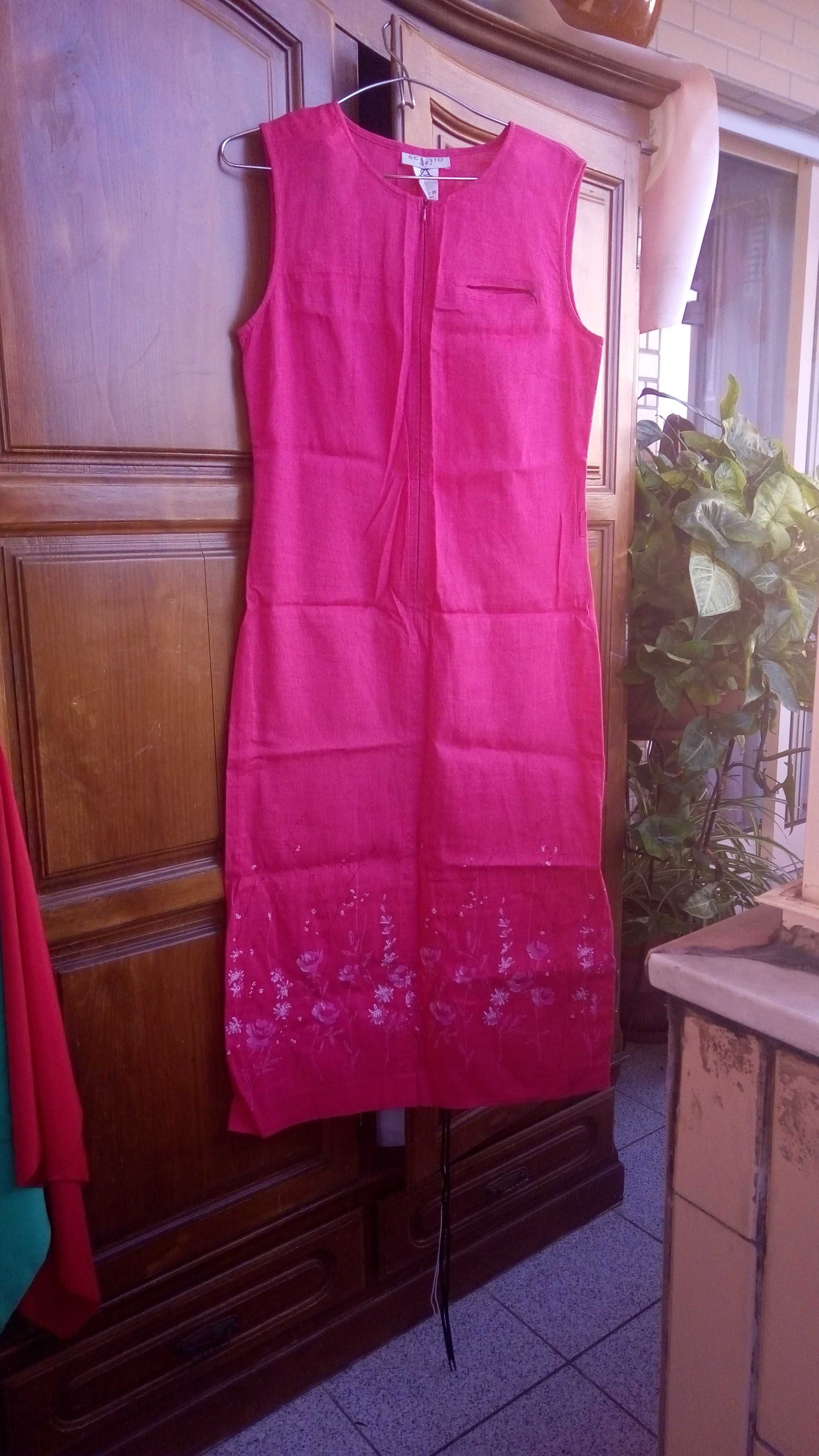 Vestido comprido de senhora M