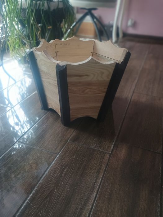 Sześciokątna donica drewniana,osłonka ręcznie wykonana