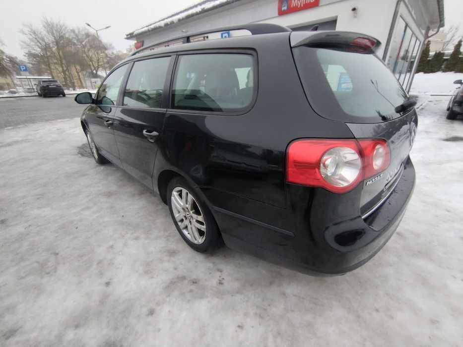 Passat B6 2.0tdi 8V 140km 8 lat w moich rękach
Sprze