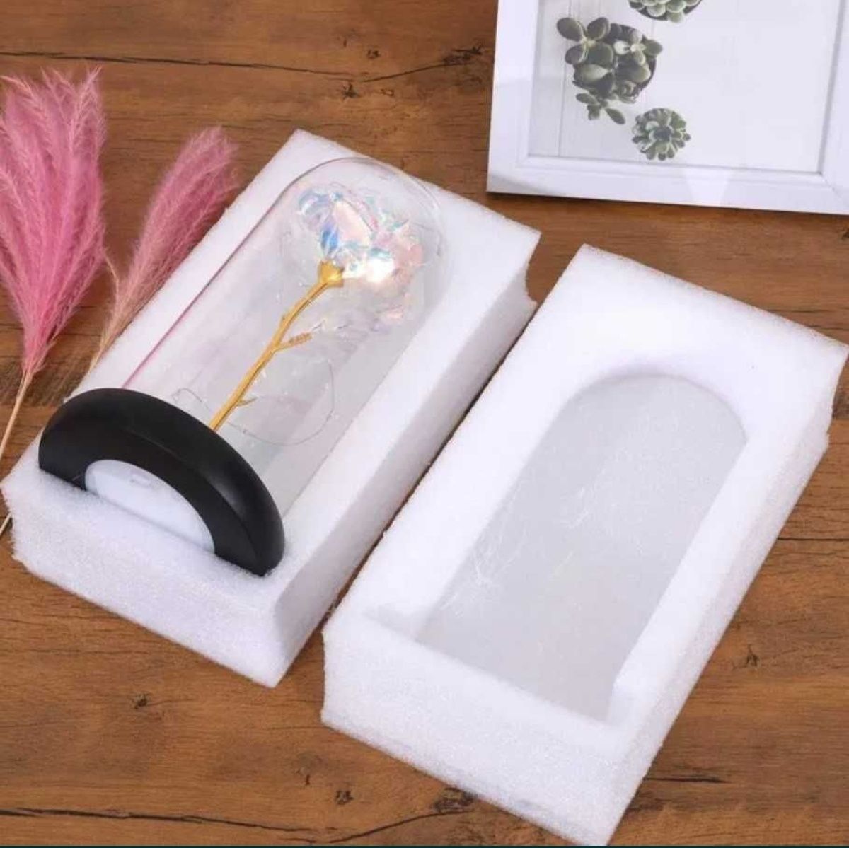 Wieczna róża w szkle, podświetlenie LED, 21cm, idealny prezent na