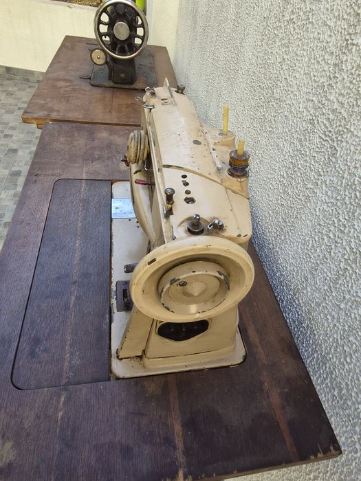 3 máquinas sapateiro e costura com 1 século