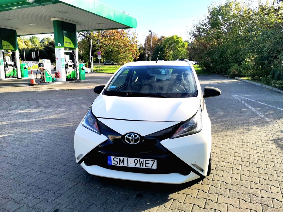 Toyota Aygo II 2 2014 od właściciela 1.0 69KM