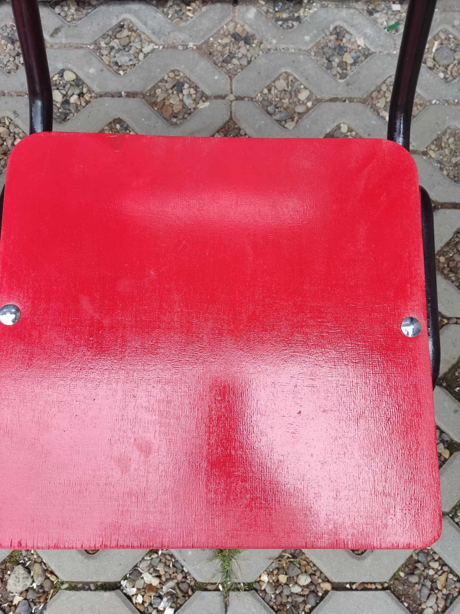 Krzesełka dziecięce na podwórko 4 sztuki