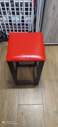 3 Krzesła hokery czerwone