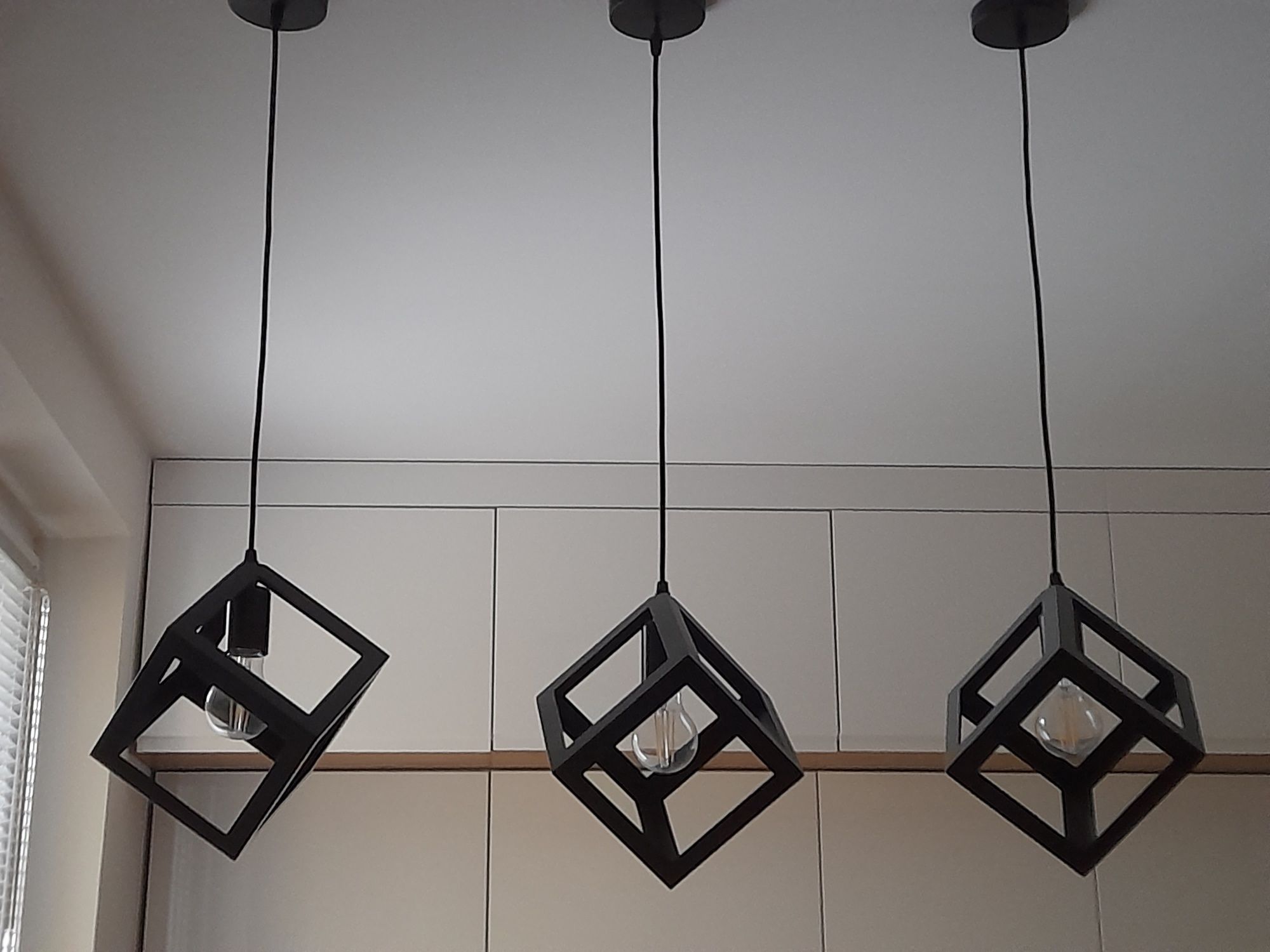 3 lampy sufitowe diament/ brylant
