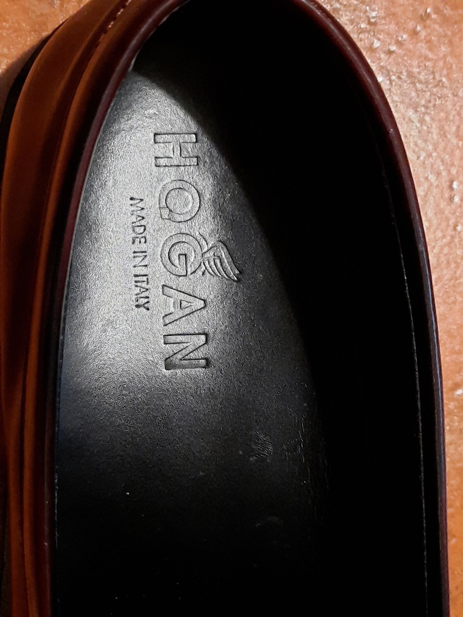 Sapatos de homem clássicos castanhos escuros - tamanho 45
