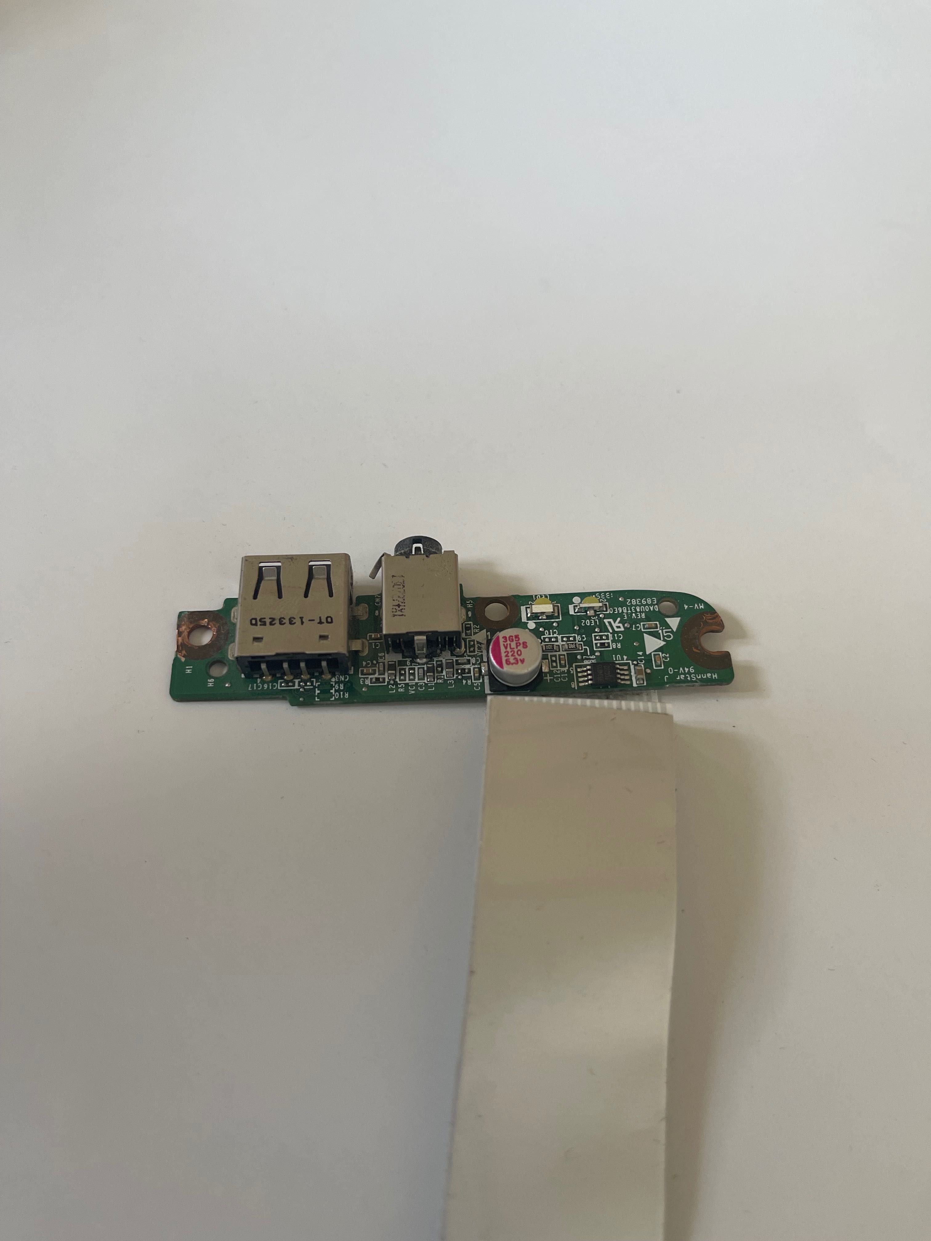 USB i wyjście słuchawek od laptopa