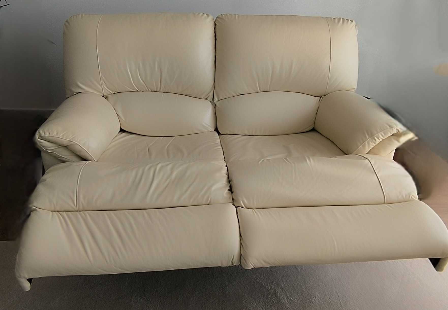 2 sofás de 2 lugares em pele genuína com relax