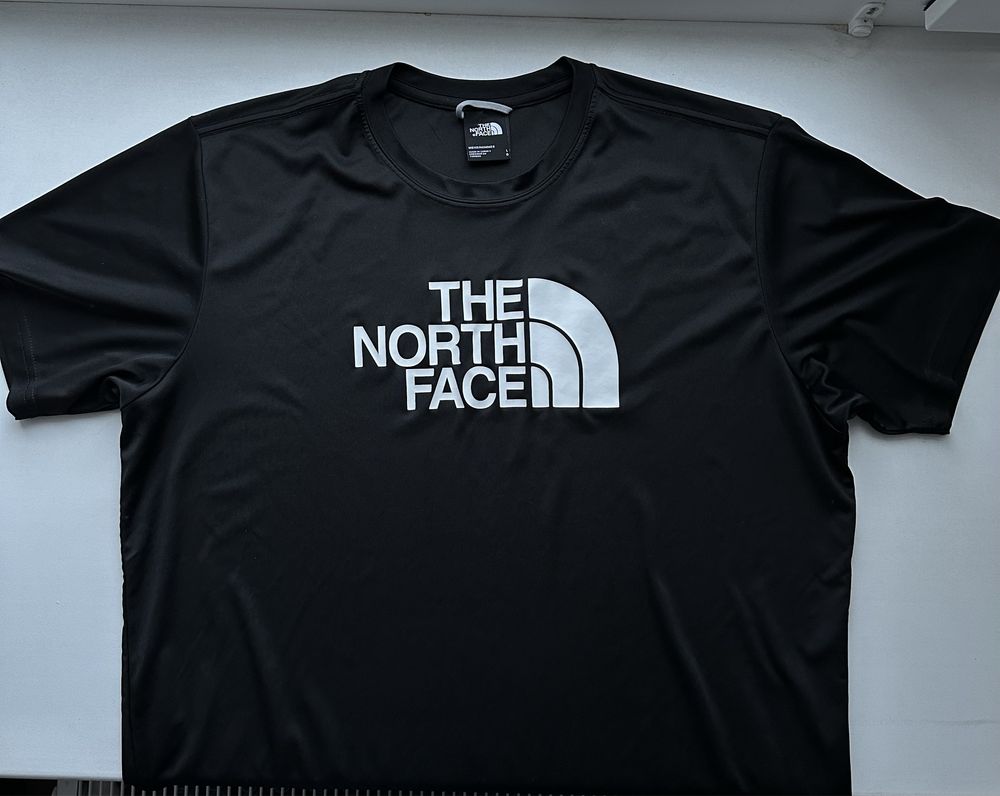 Футболка The North Face TNF