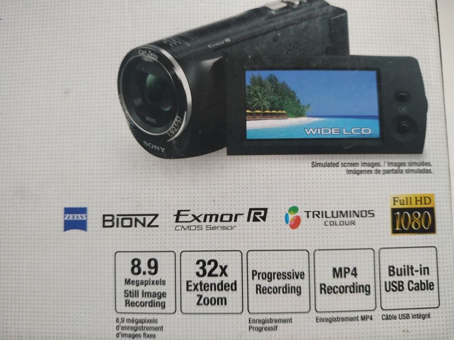 Видеокамера Sony HDR-CX220E
