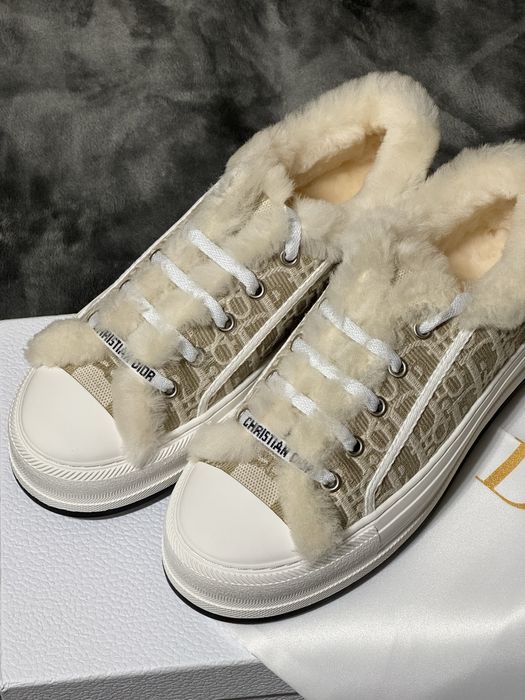Карамельні Dior кеди зимові