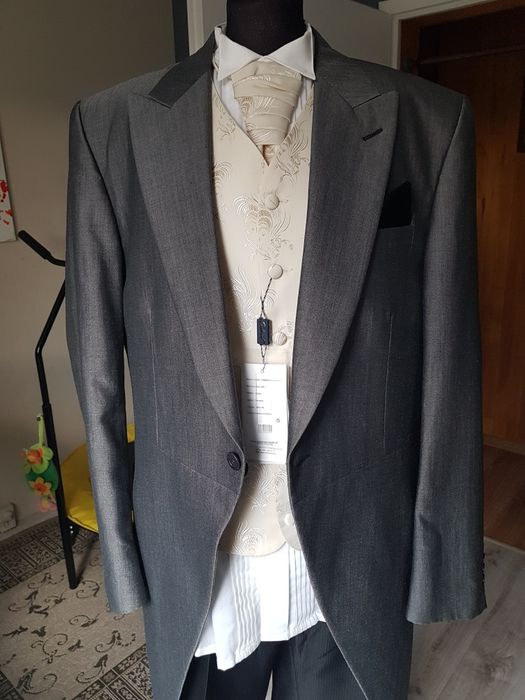 Surdut angielski 52 - 54  plus dodatki