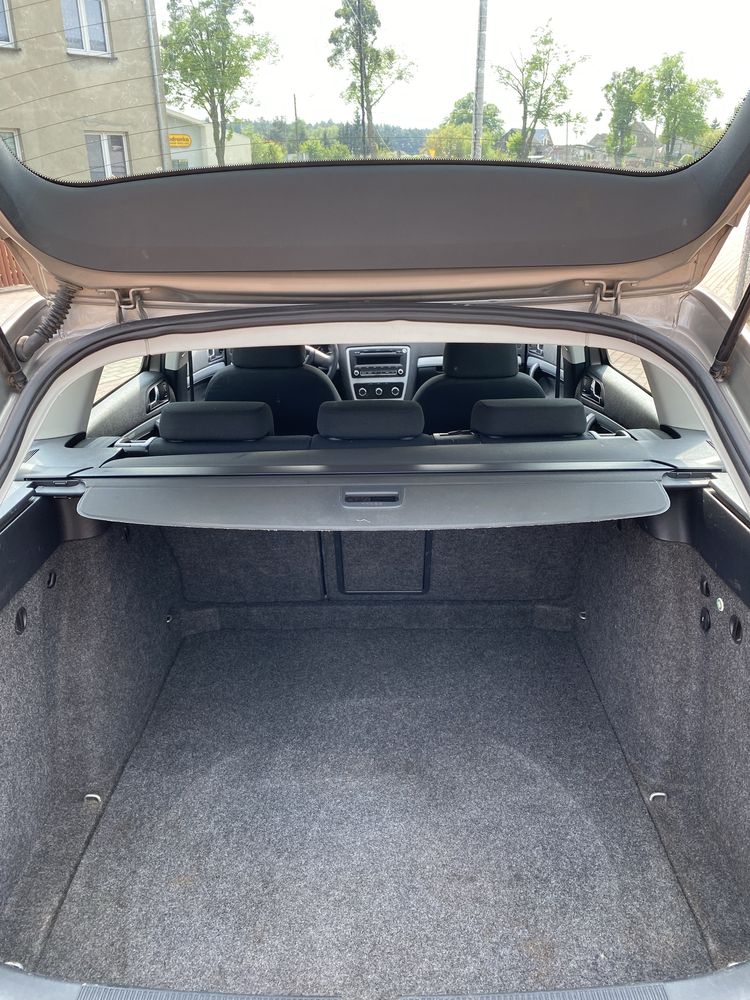 Skoda Octavia Kombi 2.0 TDI 140KM Ambiente