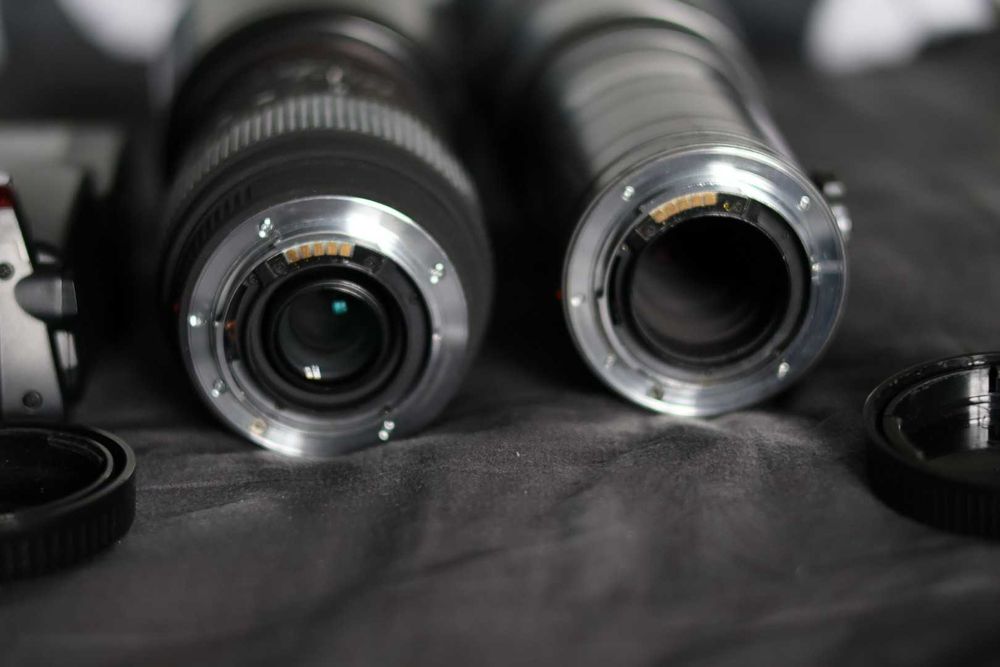 Zestaw 2x obiektywy sigma + lampa do sony typ A
