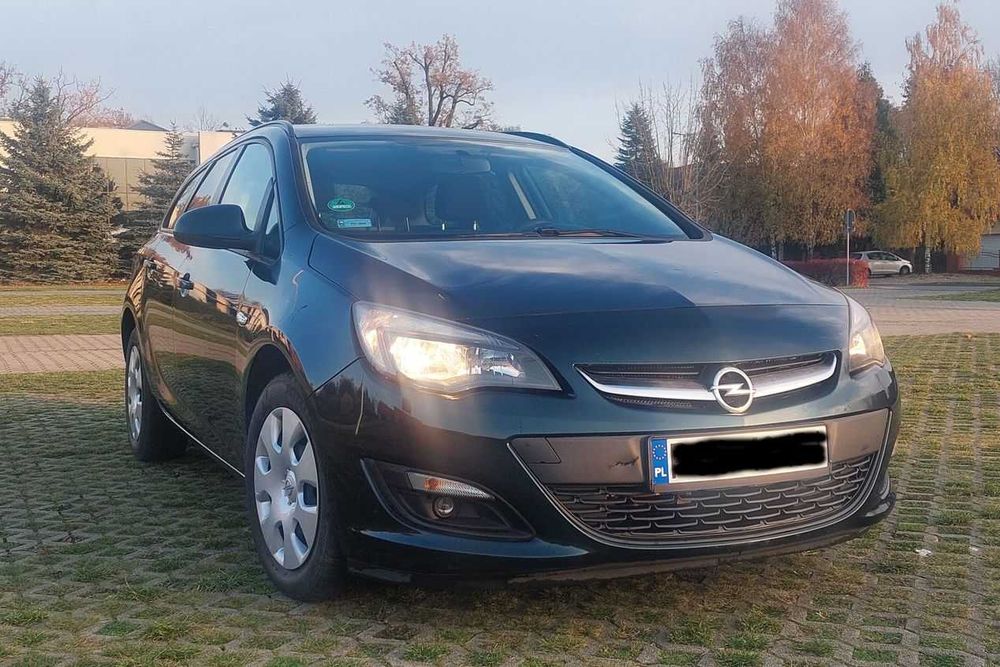OPEL ASTRA J 2014 Sports Tourer