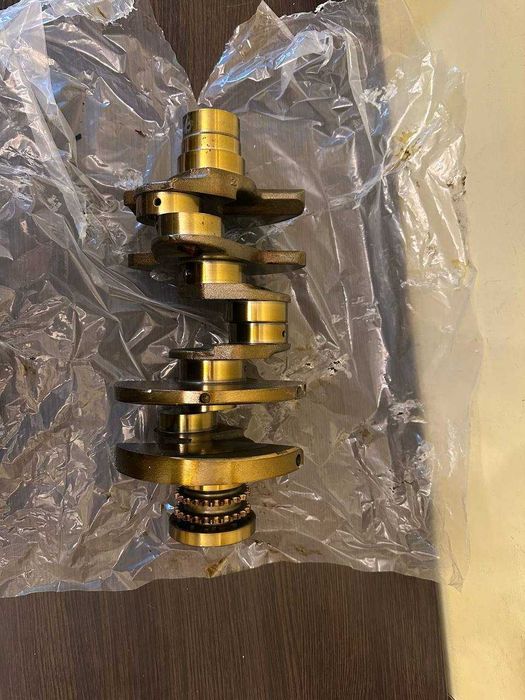 Колінвал CRC 3.0 двигун замінник 059105101BD 059105019CL 059105019CN