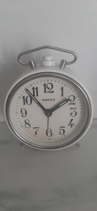 Budzik zegar mechaniczny ANKER vintage – biały, retro, sprawny