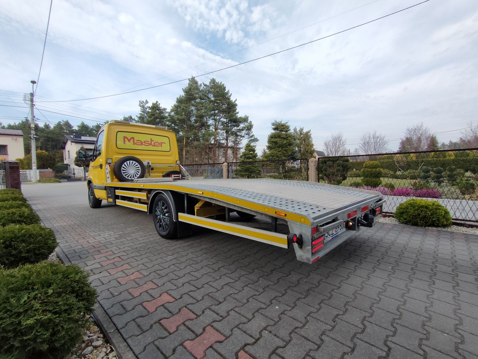 Auto laweta Renault Master
