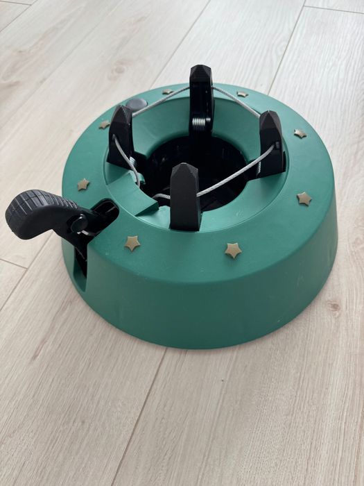 Підставка під ялинку з механічним фіксатором