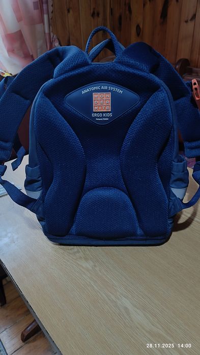 Школьный рюкзак  синий