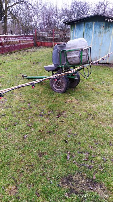 Оприскувач до мотоблока