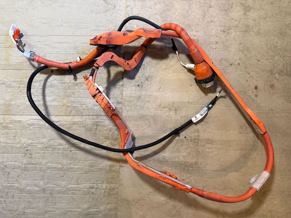 Wiązka instalacja elektryczna 821640D010G Toyota Yaris III 1.5 hybryda lift 2019r OE