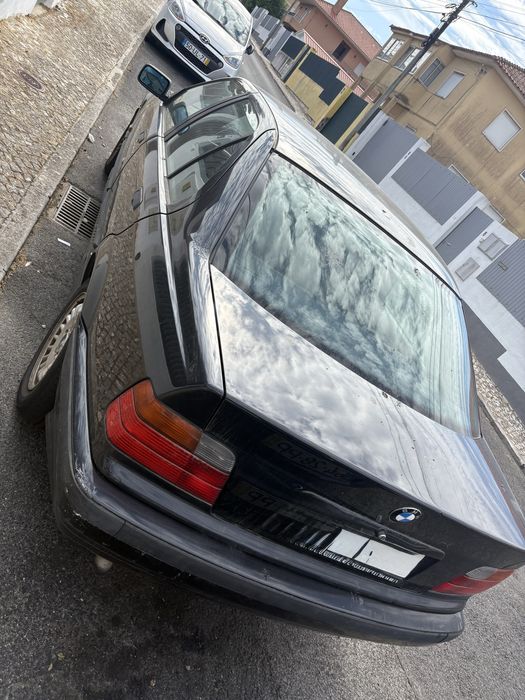 Vendo um BMW ano 95