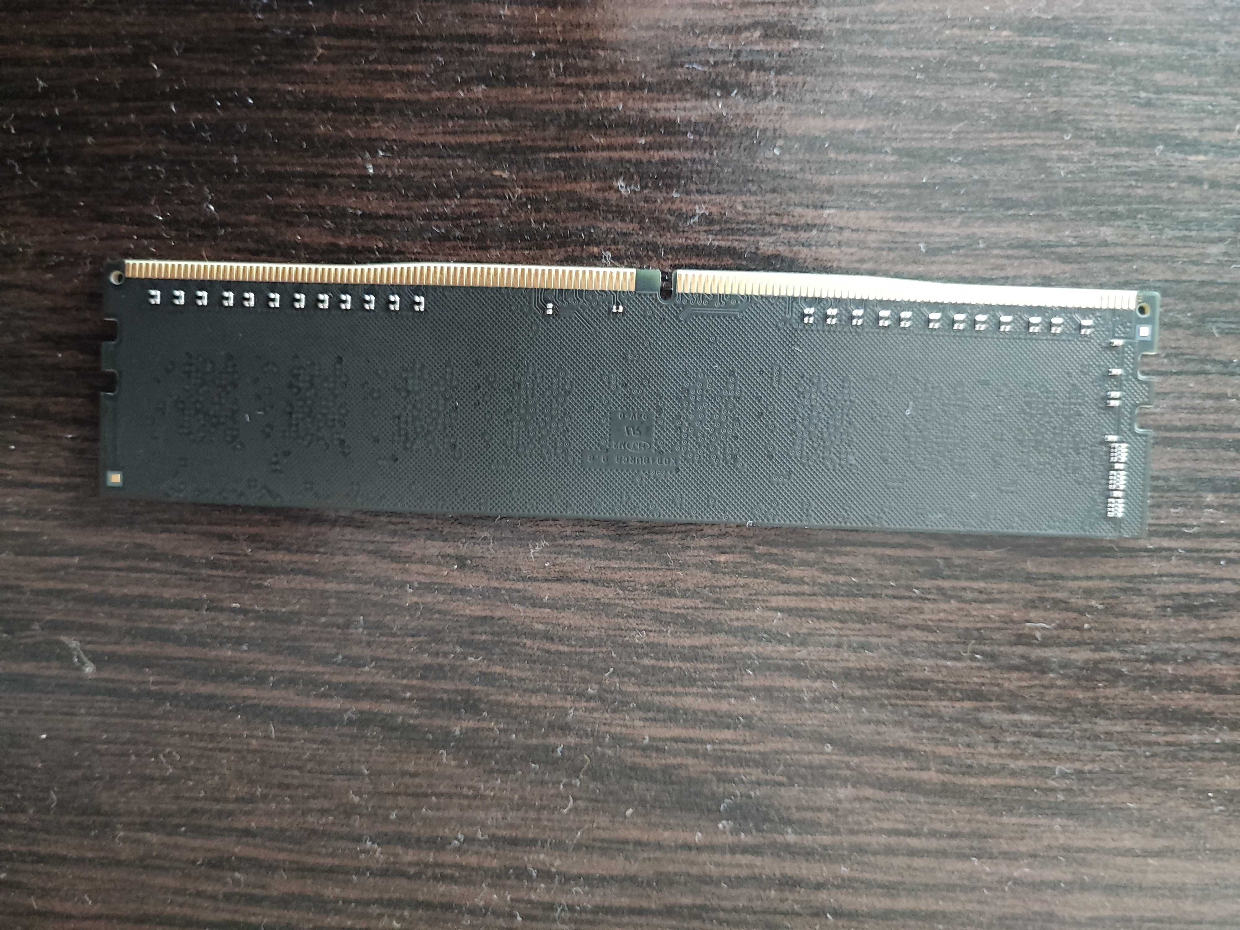 Оперативна пам'ять 8GB DDR4 2666 Mhz.