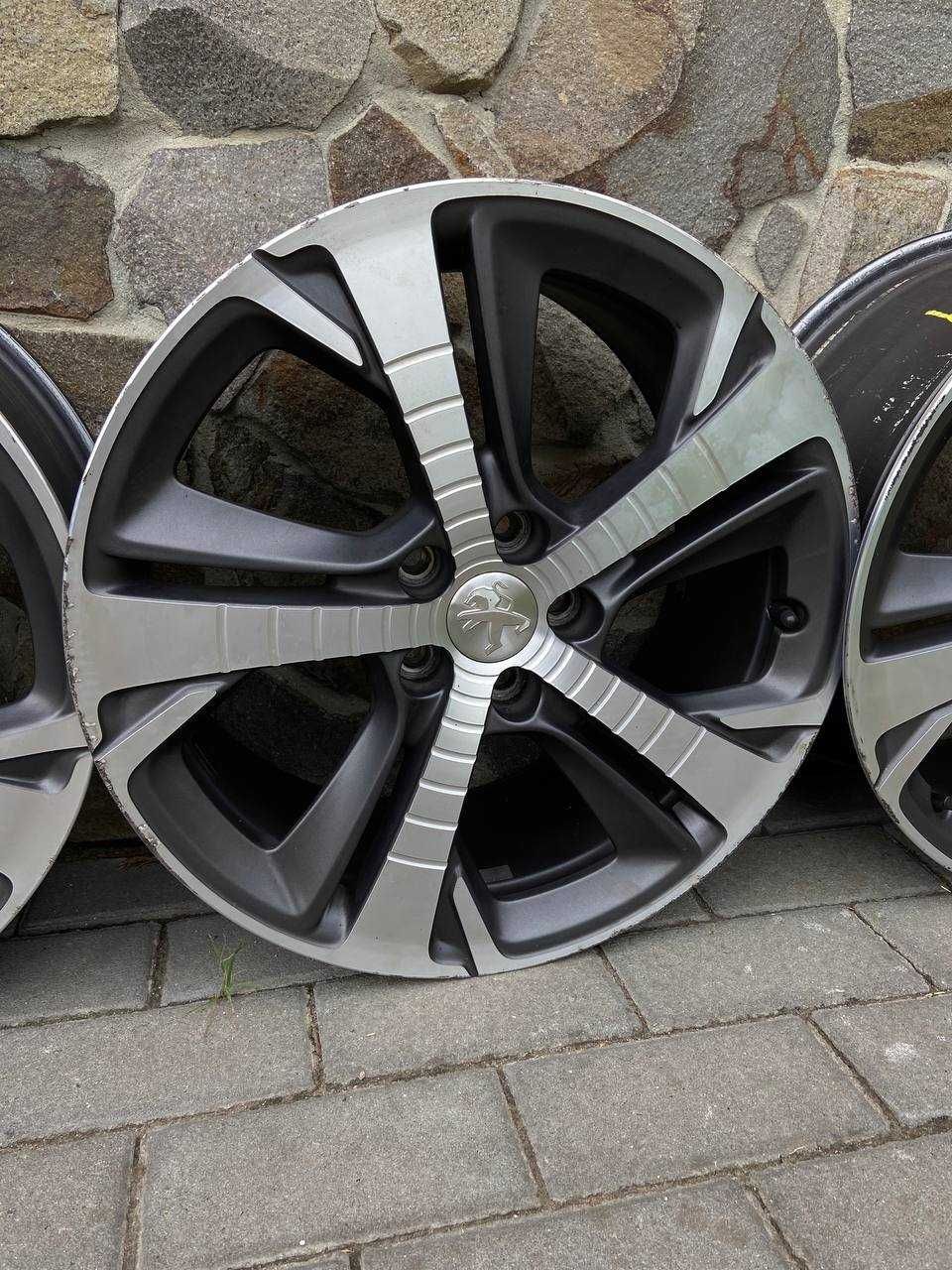 Диски Титани 5x108 R18 8J Et48 Dia65.1 Peugeot 308 gt 3008 (B4)