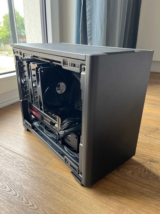 Gaming PC ITX – Ryzen 5 9600X / RX 7800 XT 16GB / 32GB DDR5 / 1TB SSD