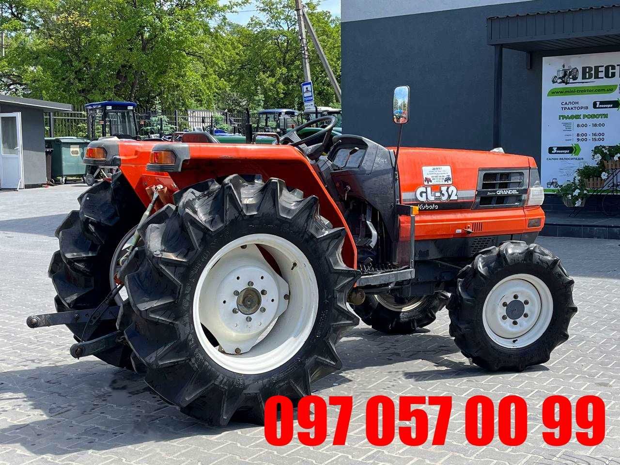 Kubota GL-32 трактор японський