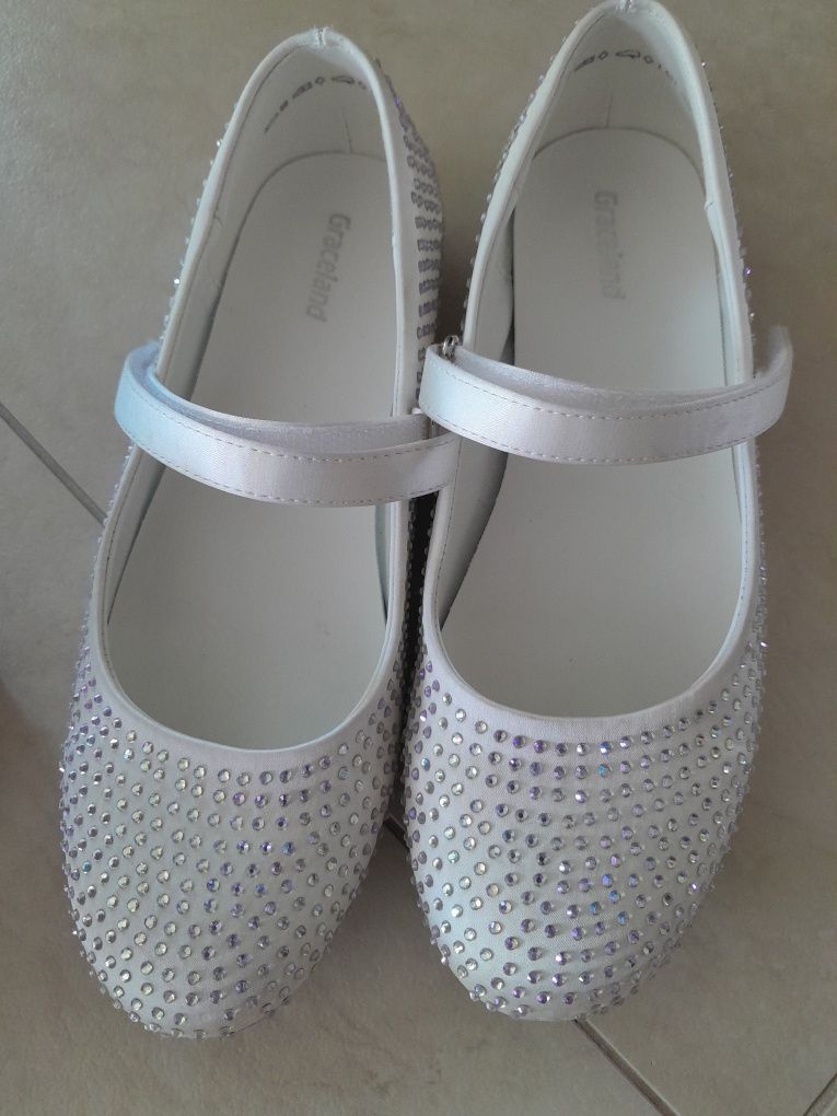 Buty komunijne dziewczęce