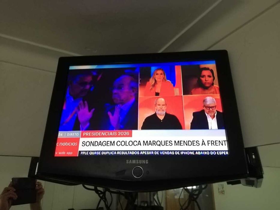 Excelente oportunidade Televisão Samsung 19"