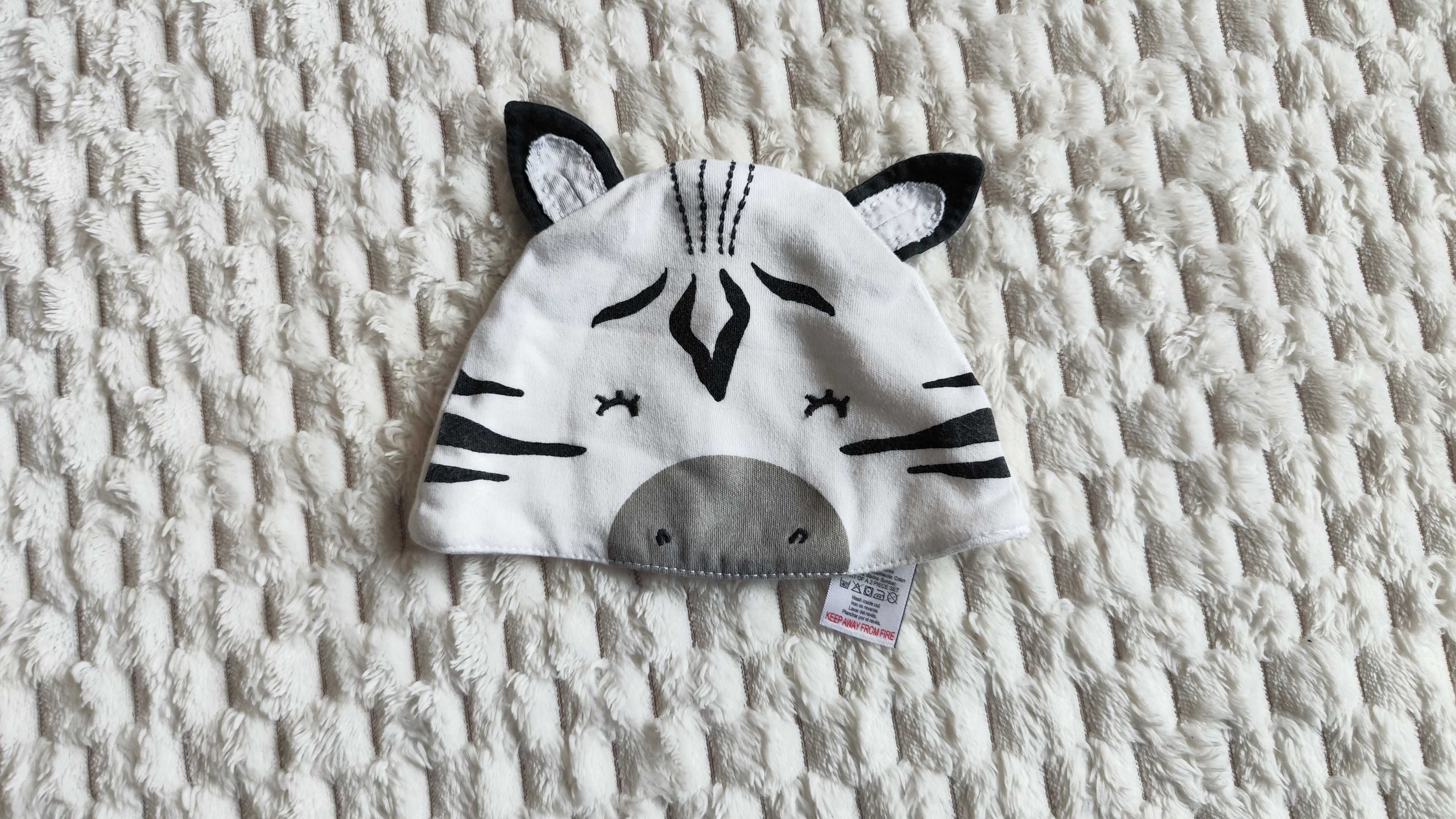 Czapka niemowlęca świąteczna  zebra 3-6 m-cy