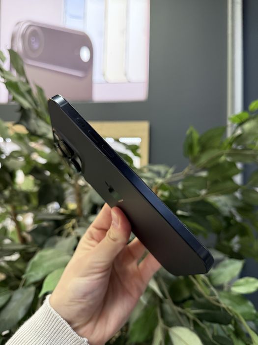 iPhone 16 Pro Max 256GB Black Titanium